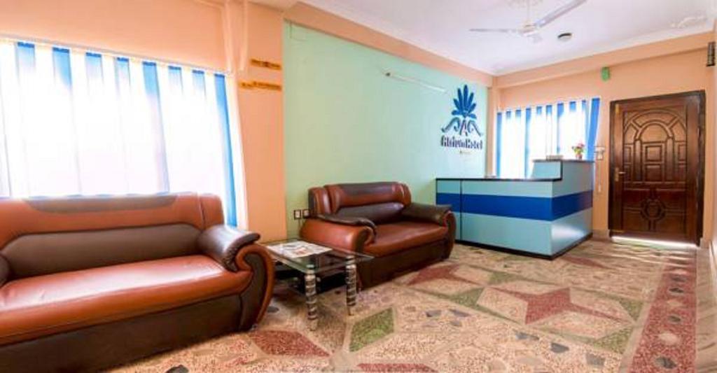 โฮเต็ล เอเทรียม Hotel โพคารา ภายนอก รูปภาพ