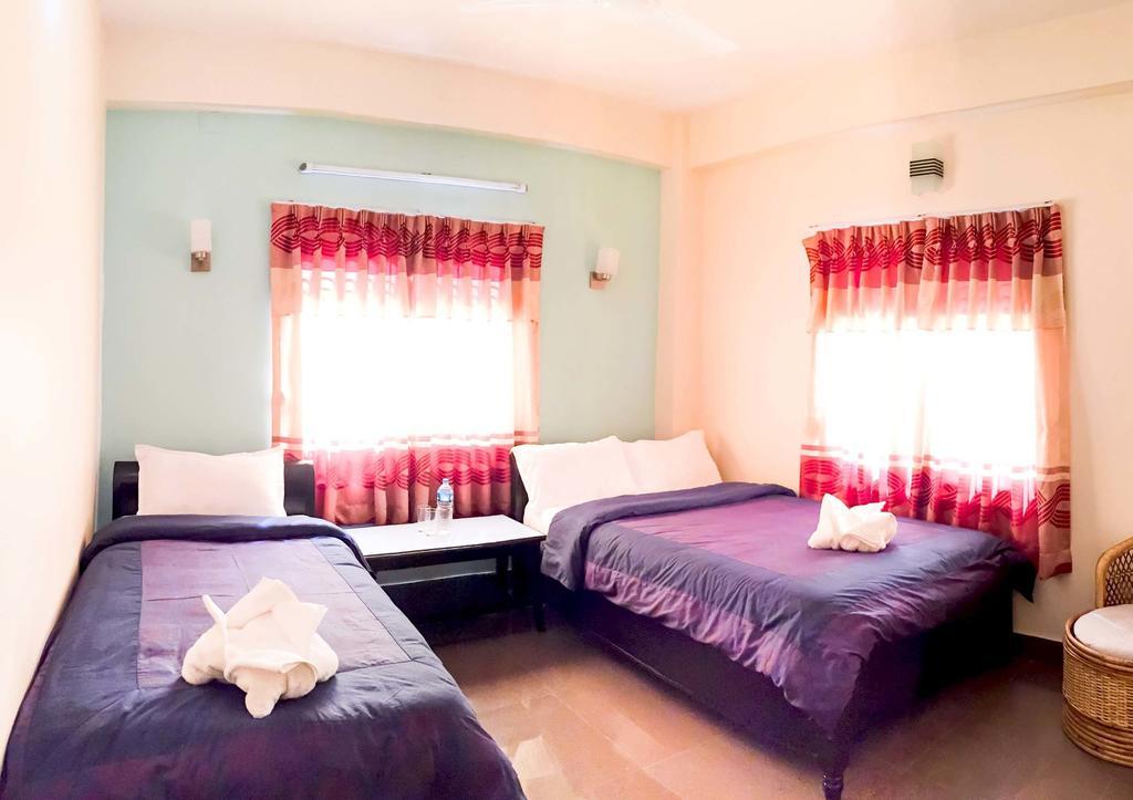 โฮเต็ล เอเทรียม Hotel โพคารา ภายนอก รูปภาพ